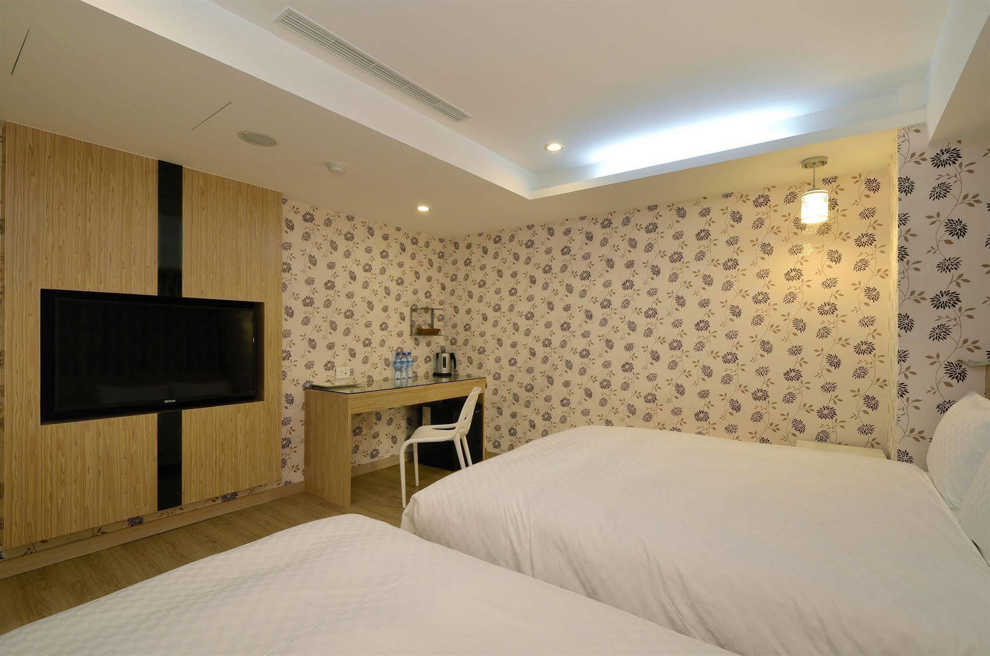 New Stay Inn II - Nanxi Тайпей Екстериор снимка