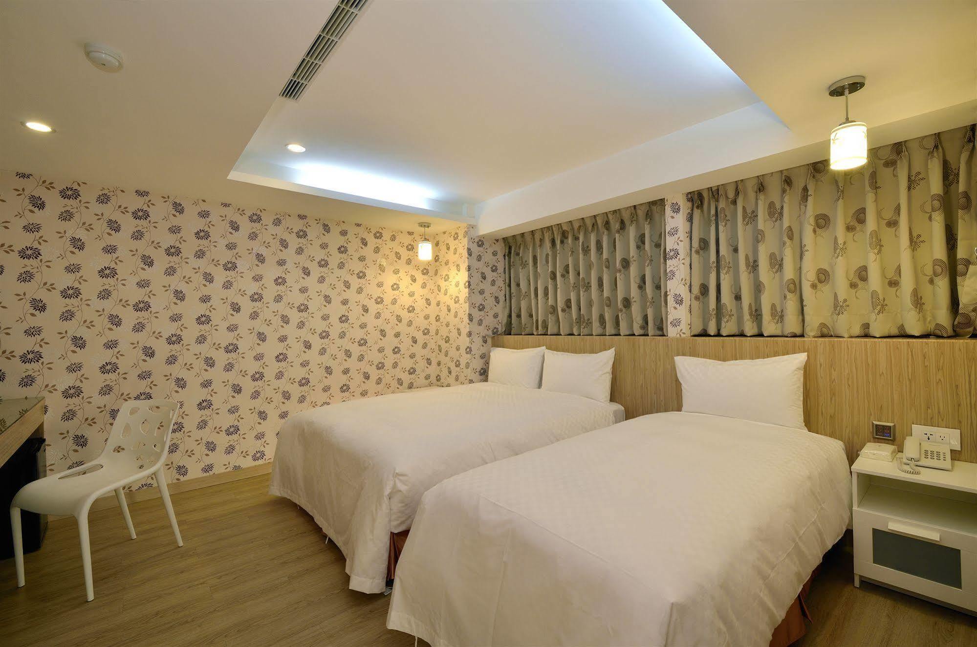 New Stay Inn II - Nanxi Тайпей Екстериор снимка