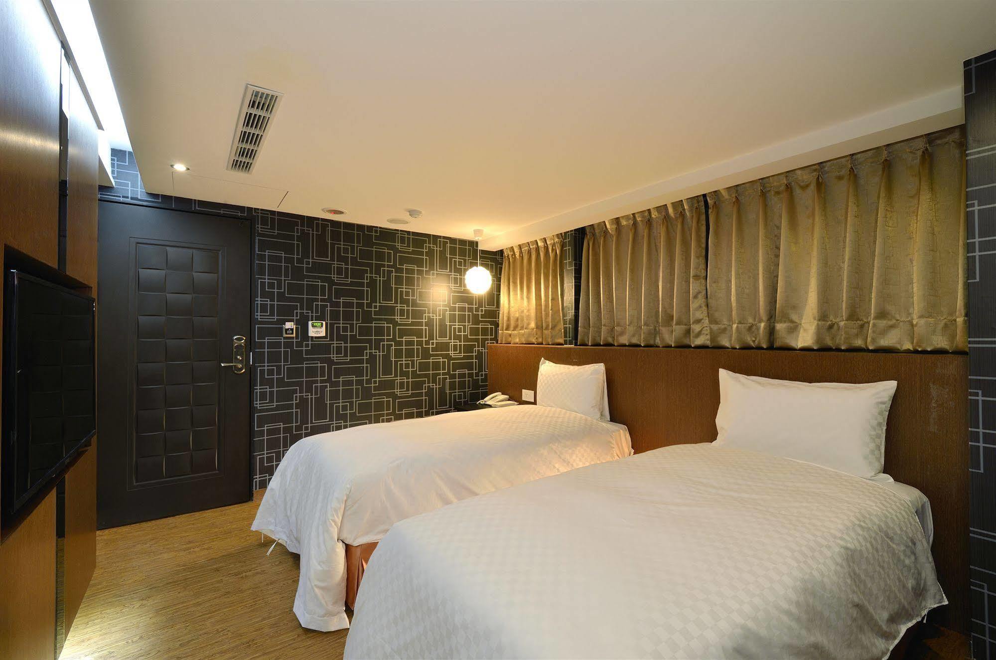 New Stay Inn II - Nanxi Тайпей Екстериор снимка