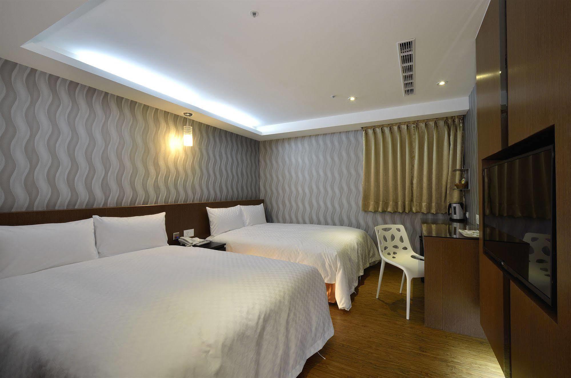 New Stay Inn II - Nanxi Тайпей Екстериор снимка